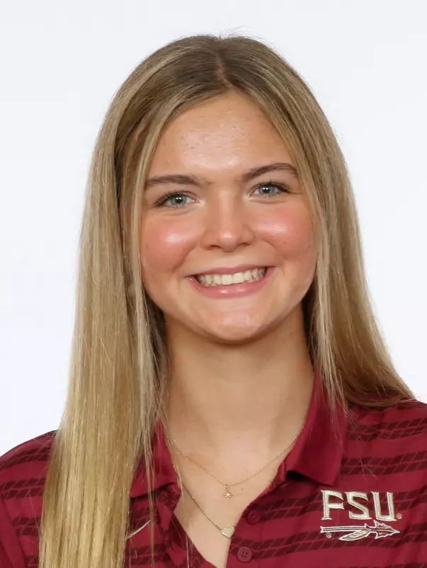 Headshots: Peyton Orlando - Swimming & Diving
Use Image #24-230RL (014)