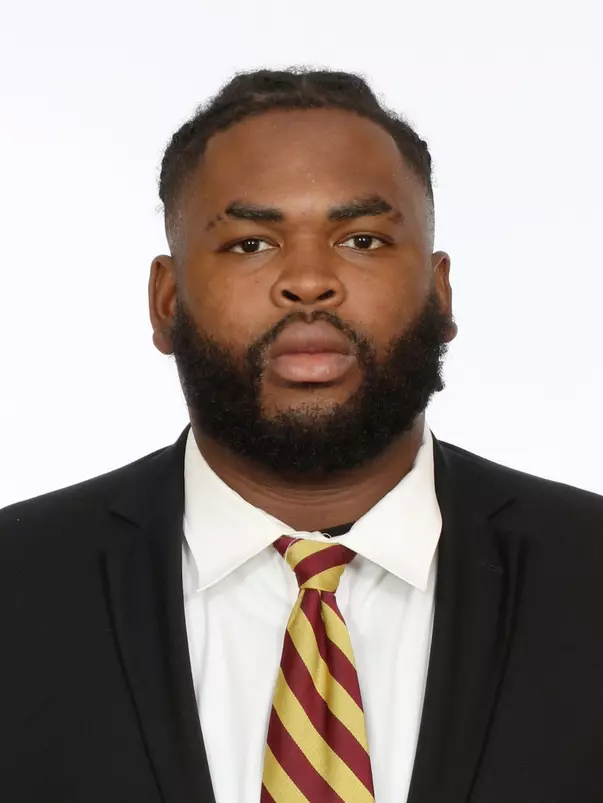 Headshots: Micah Pettus - Football
Use Image #25-001RL (074)