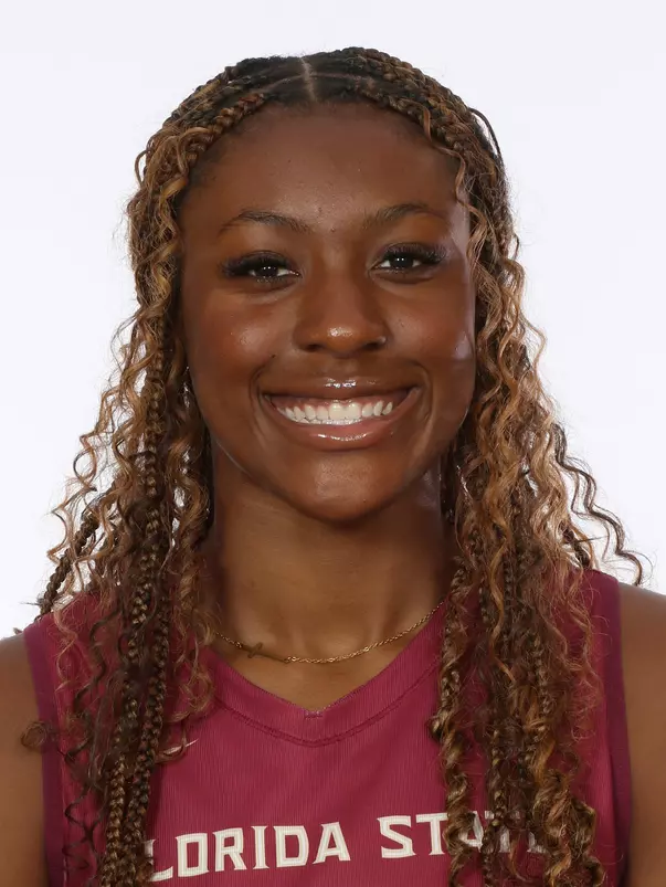 Headshots: Nenu Kpea - Volleyball
Use Image #25-214RL (033)