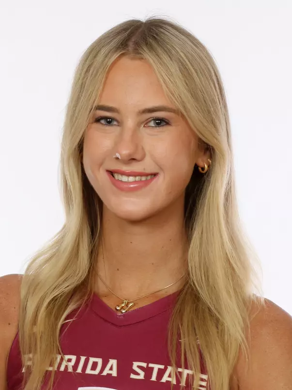 Headshots: Nicole Mauser - Volleyball
Use Image #25-214RL (028)