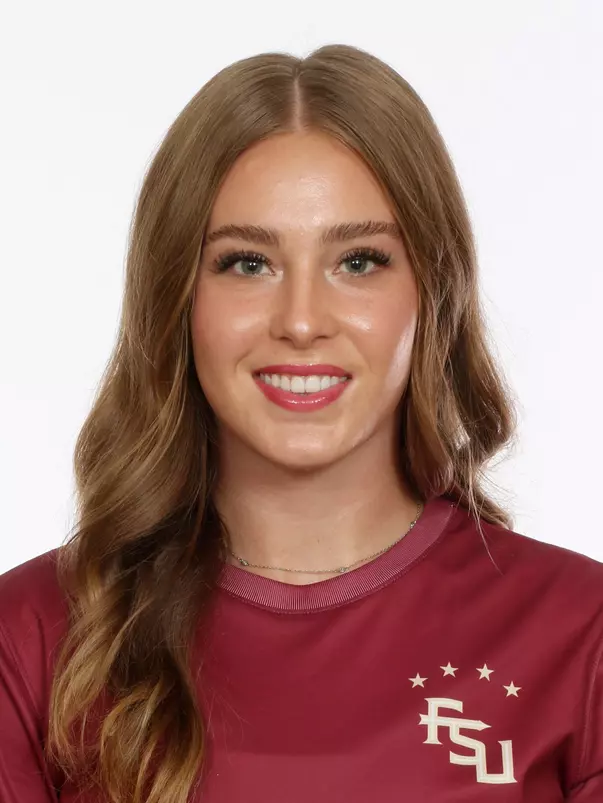 Headshots: Peyton Nourse - Soccer
Use Image #25-233RL (019)