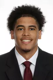 Headshots: Kobe MaGee - Men's Basketball
Use Image #25-204RL (004)