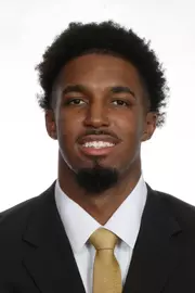 Headshots: Chauncey Wiggins - Men's Basketball
Use Image #25-204RL (006)