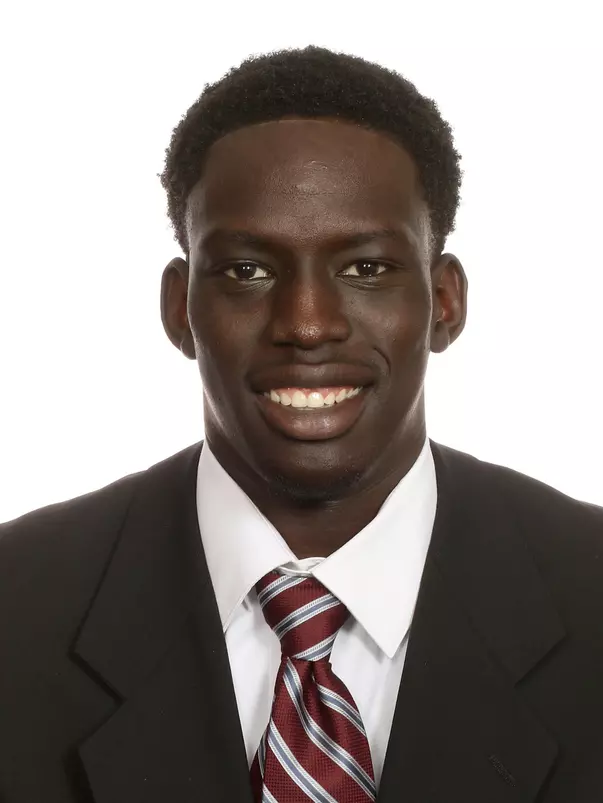 Headshots: Alier Maluk - Men's Basketball
Use Image #25-204RL (016)