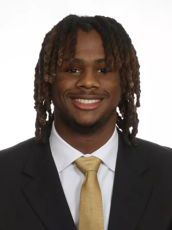 Headshots: AJ Swinton - Men's Basketball
Use Image #25-204RL (020)