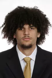 Headshots: Lajae Jones - Men's Basketball
Use Image #25-204RL (026)