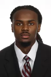 Headshots: Robert McCray V - Men's Basketball
Use Image #25-204RL (034)
