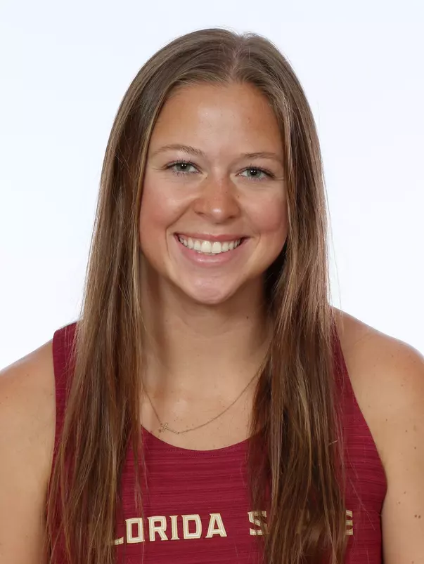 Headshots: Kenzie Hultquist - Beach Volleyball
Use Image #25-286RL (042)