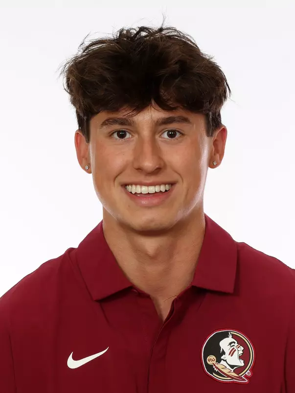 Headshots: Marcos Egri-Martin - Men's Swimming & Diving
Use Image #25-289RL (027)