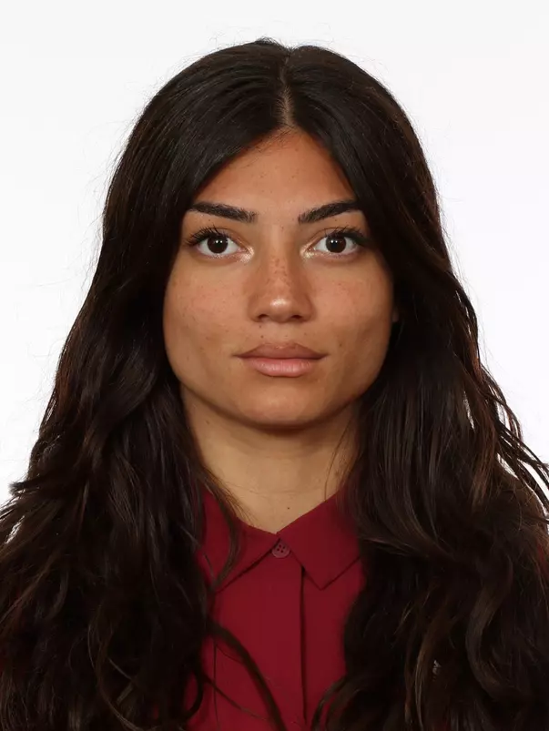 Headshots: Martina Famumta - Women's Swimming & Diving
Use Image #25-289RL (018)