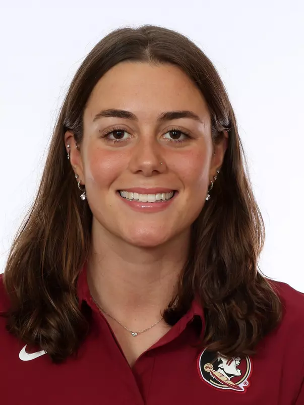 Headshots: Sophie Freeman - Women's Swimming & Diving
Use Image #25-289RL (058)