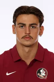 Headshots: Utku Kurtdere - Men's Swimming & Diving
Use Image #25-289RL (006)