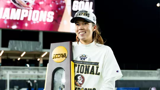 Yuna McCormack 2025 National Champion