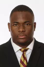 Headshots: Chimdia Nwaiwu - Football
Use Image #26-015RL (011)