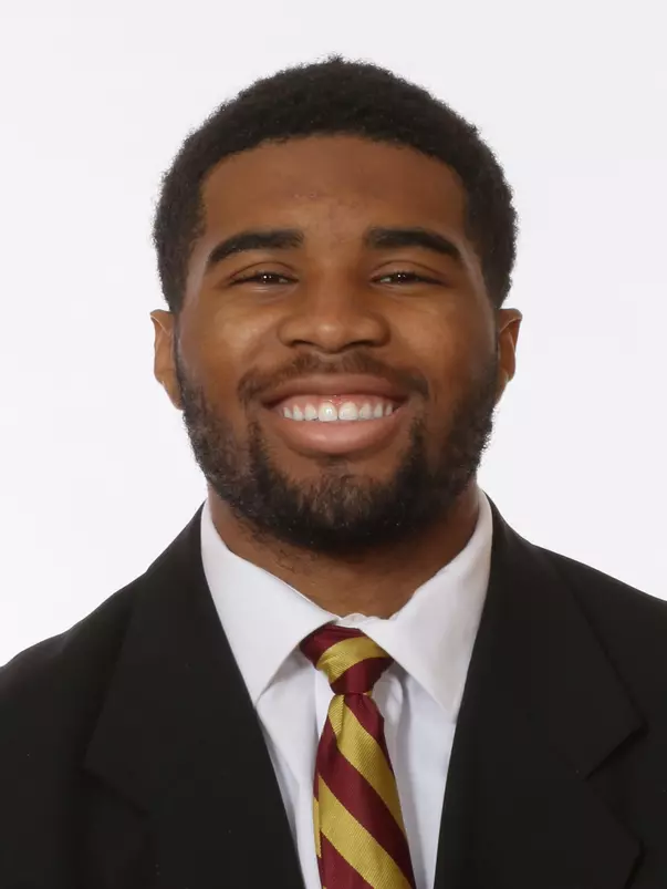 Headshots: Jaden O’Neal - Football
Use Image #26-015RL (044)