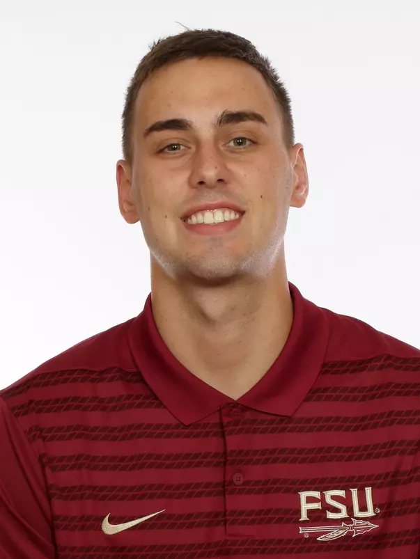 Headshots: Jayson Woodrich - Men's Basketball Manager
Use Image #25-252RL (002)