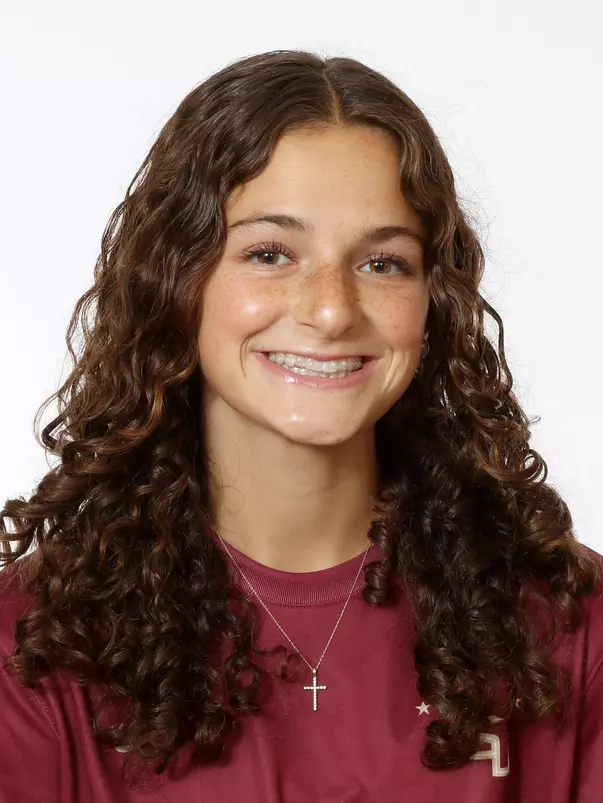 Headshots: Peyton McGovern - Soccer
Use Image #26-186RL (028)