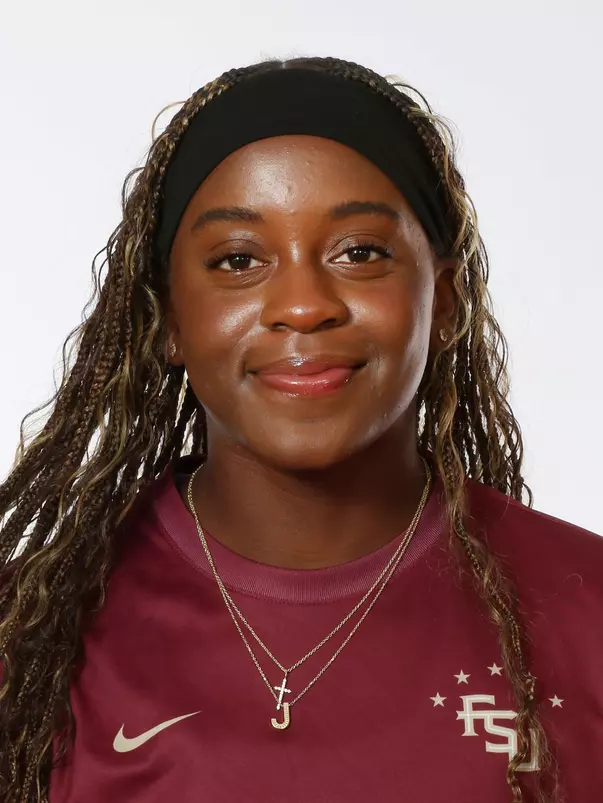 Headshots: Jaida McGrew - Soccer
Use Image #26-186RL (009)