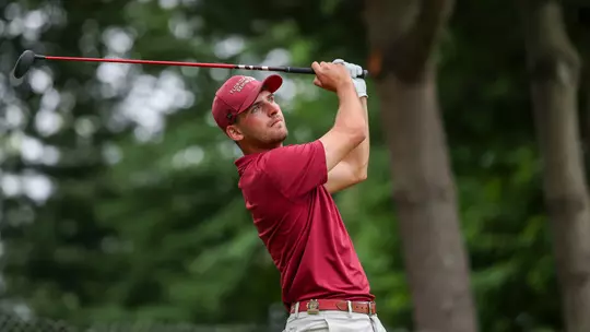 Jack Whaley watches his tee shot at the tenth hole during the finals of the 2026 U.S. Amateur at Merion Golf Club in Ardmore, Pa. on Sunday, Aug. 16, 2026. (Dustin Satloff/USGA)