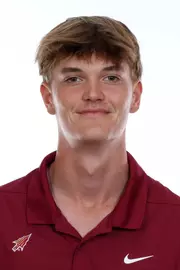 Headshots: Nils-Levi Bock - Men's Golf
Use Image #26-215RL (024)