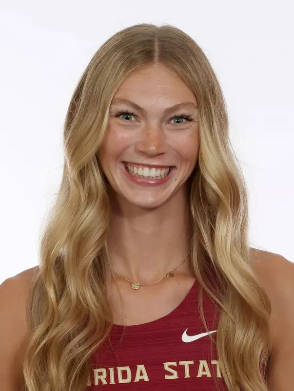 Headshots: Karlee DeGroot - Beach Volleyball
Use Image #26-232RL (025)