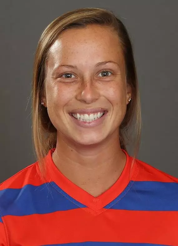 Meggie Dougherty Howard - 2016 soccer