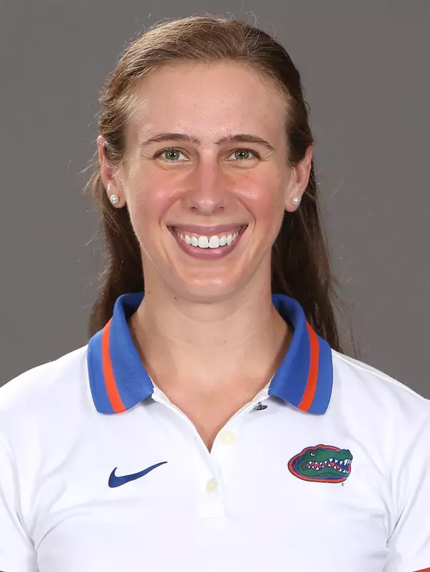 Christina Radomski head shot