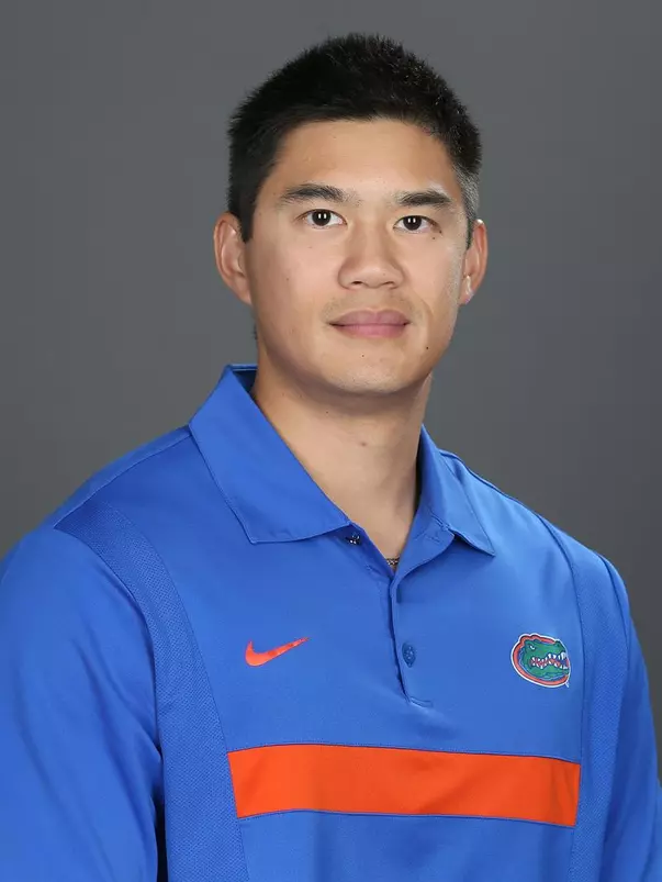 Travis Kwok Headshot