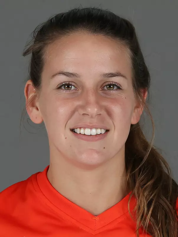 Sammie Betters headshot