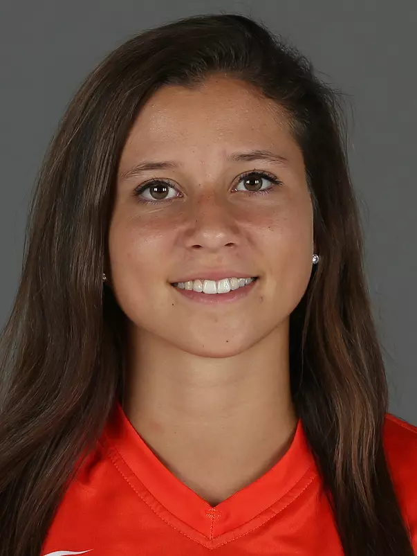 Samantha Chung headshot