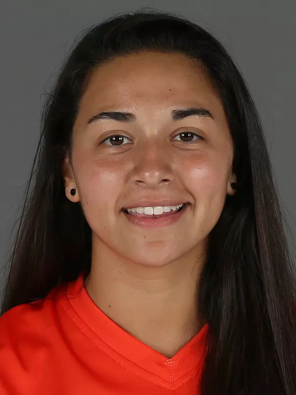 Susi Espinoza headshot