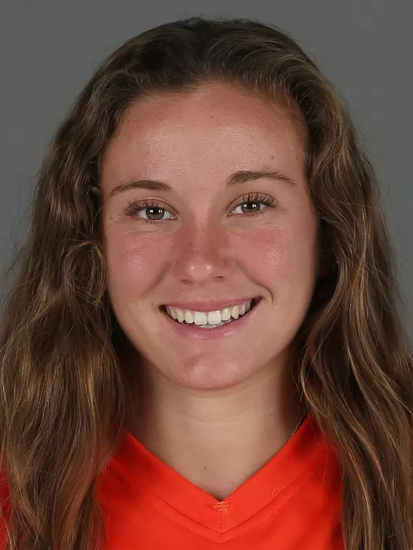 Julia Lester headshot