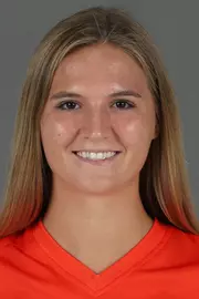 Tess Sapone headshot