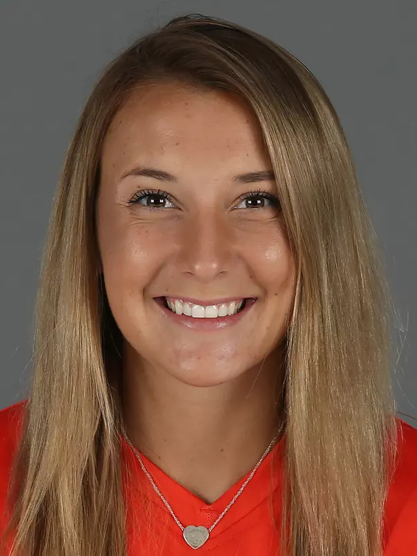 Gabby Seiler headshot