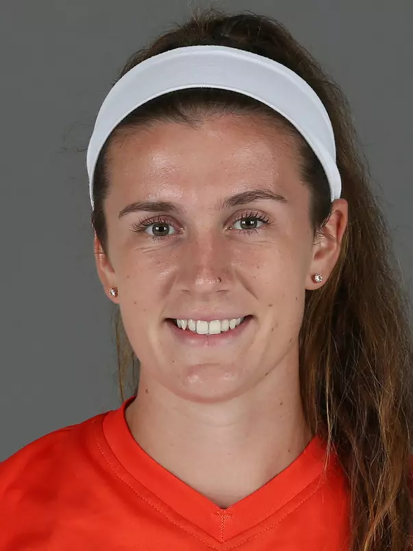 Sarah Trogoli headshot