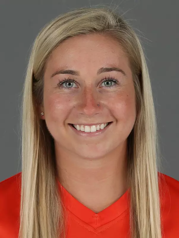 Sara Wilson headshot