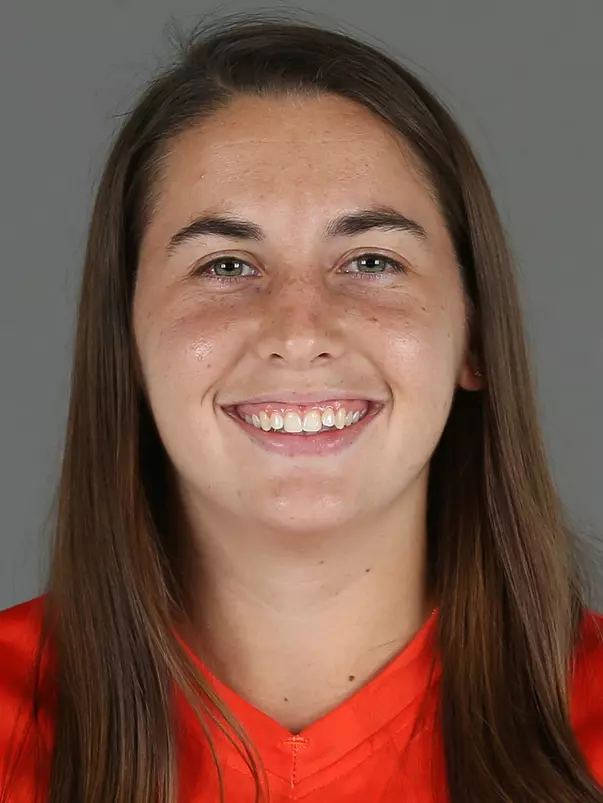 Haillie Lower headshot