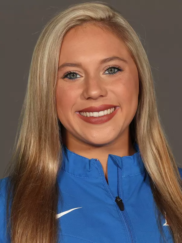 Sydney Scharpf-Johnson, Headshot