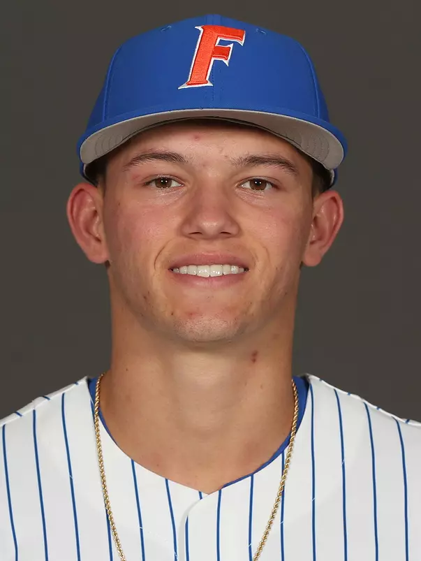 Ryan Cabarcas, Headshot