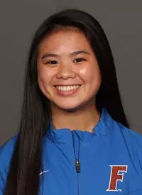 Ellie Lazzari - 2021 headshot