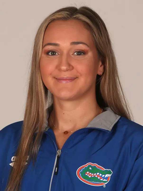 Elise Bauer Headshot