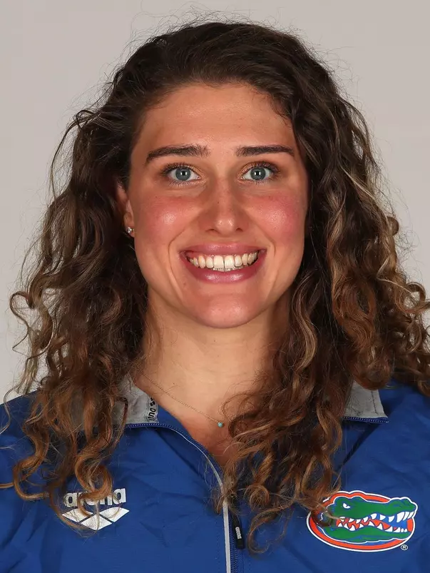 HillisGabby_Headshot