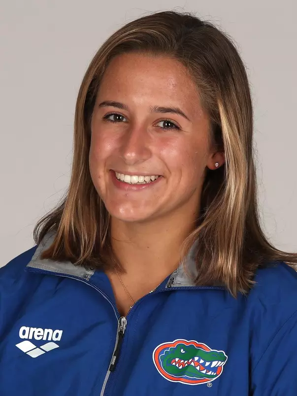 PagacCaroline_Headshot