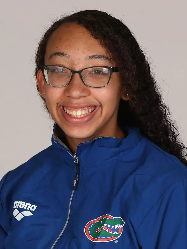 RunnelsAris_Headshot