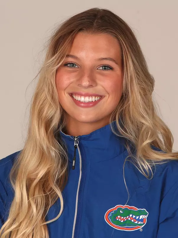 SchwabCarly_Headshot_