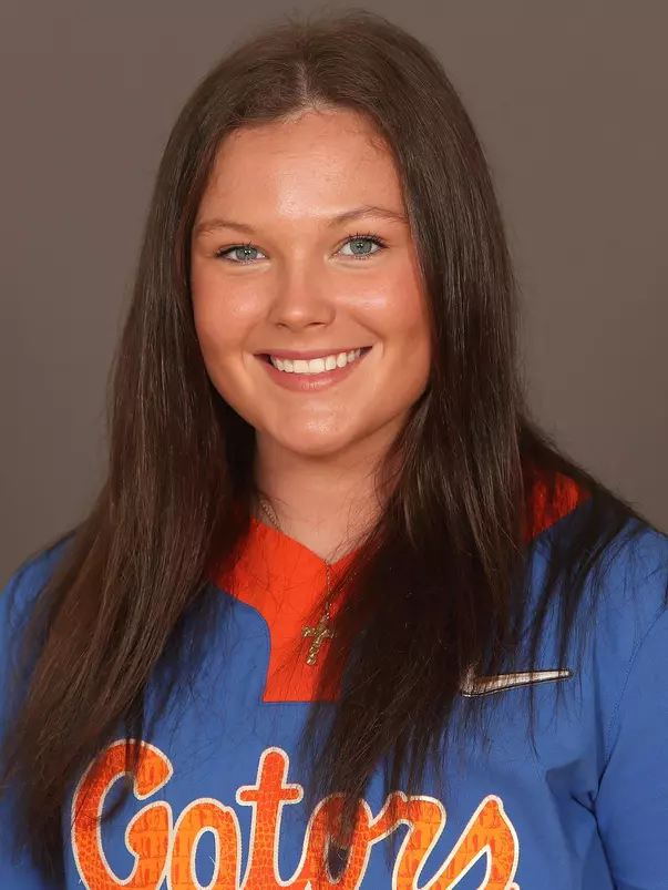 DelbreyLexie_Headshot_210827_7534