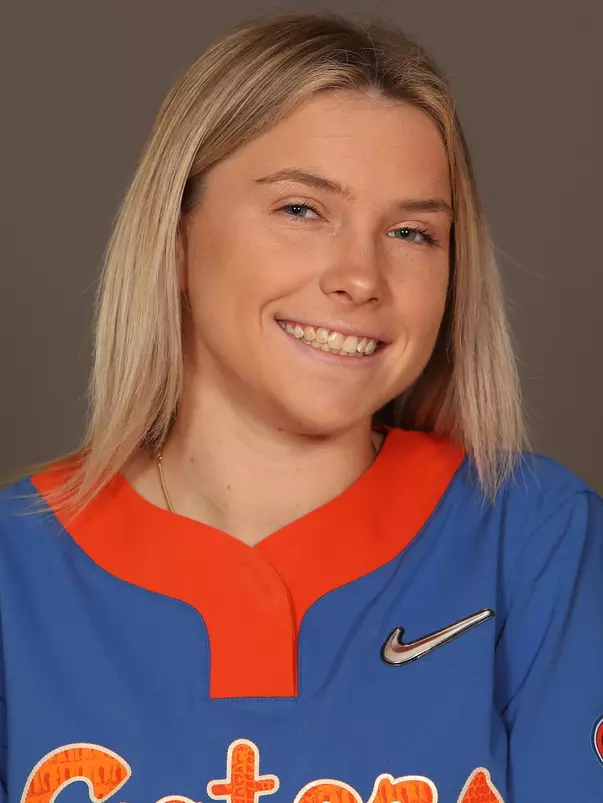 FalbyKendra_Softball_Headshot_210827_7445