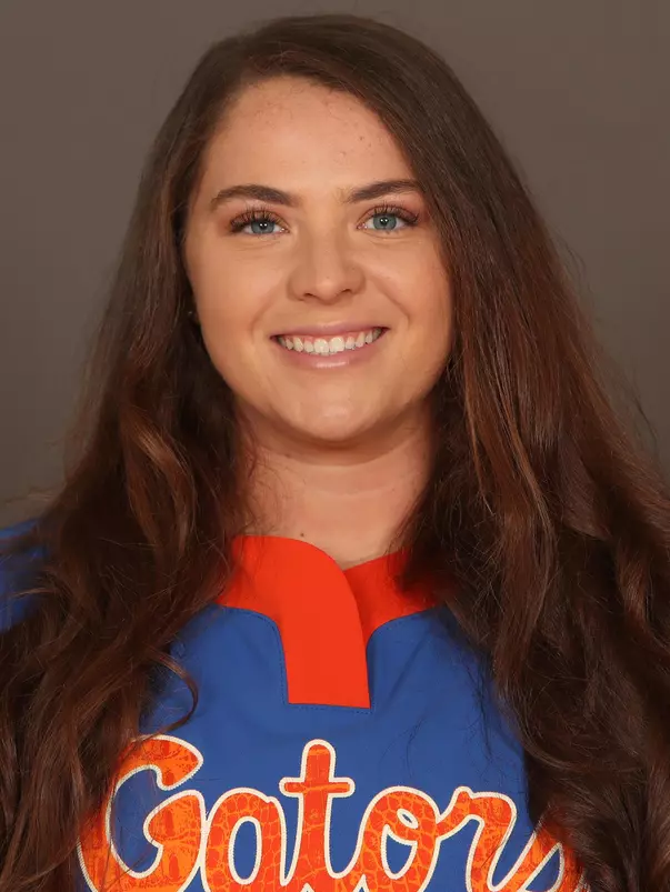 MesiemoreMarissa_Softball_Headshot_210827_7621