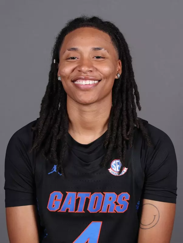 Zippybroughton23-24headshot