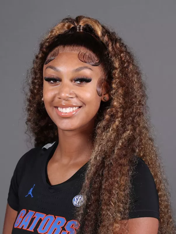 rashayakyle23-24 headshot